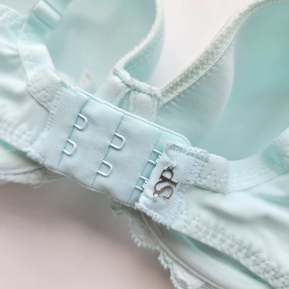 new Simone Perele Amour Plunge Underwire Bra Moulded Cups Blue Lace Size 32D - Picture 7 of 13